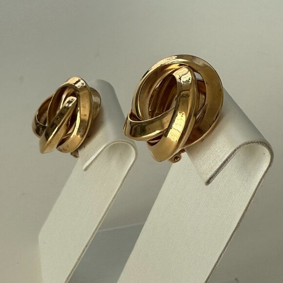 Vintage Givenchy Gold-Tone Classic Knot Clip-On Earrings Paris New York - Picture 2 of 5